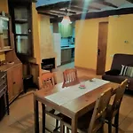 Casa Vicent カントリーハウス バルデロブレス